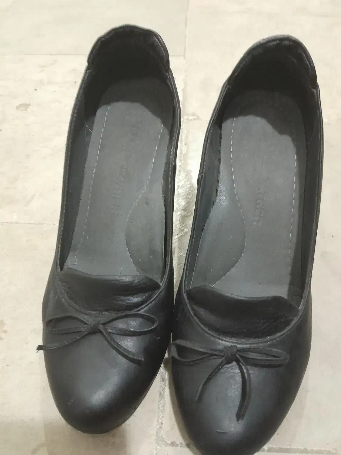 کفش|کیف، کفش، کمربند|رودسر, |دیوار