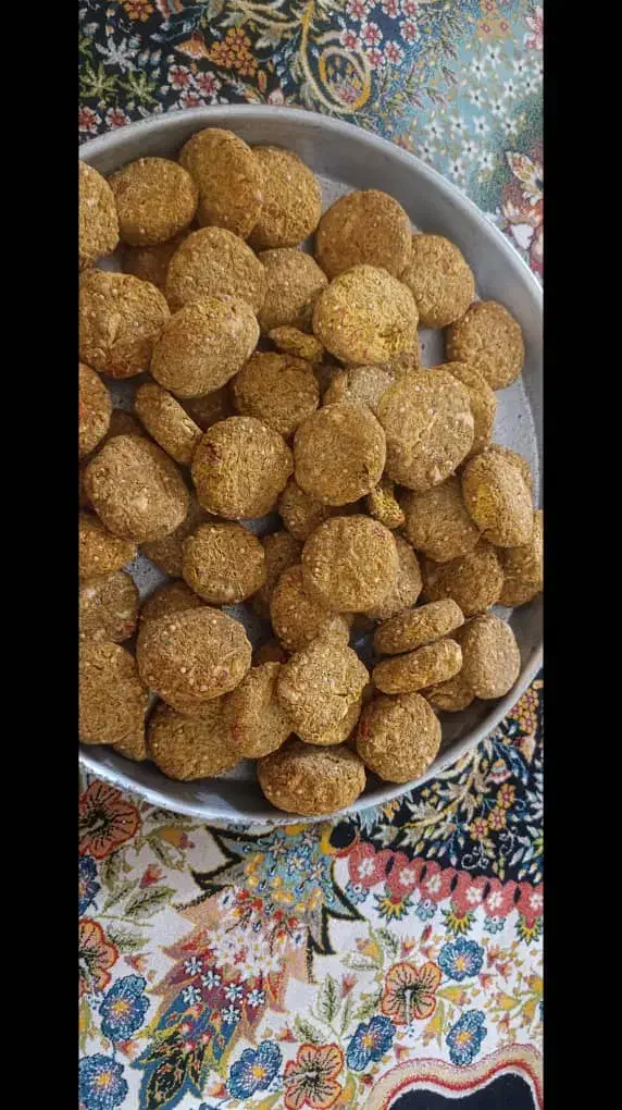 آچار|خوردنی و آشامیدنی|کرباسک, |دیوار