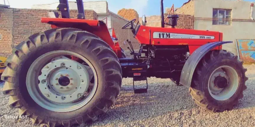 ترکتورصفر خشک|خودرو سنگین|خوی, |دیوار