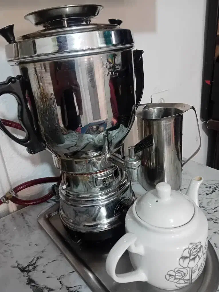 سماور گازی مارک عالی نسب|سماور، چایساز، قهوهساز|رودهن, |دیوار