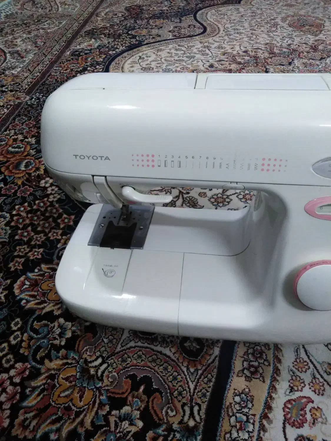 چرخ خیاطی|چرخ خیاطی و ریسندگی|بیرجند, |دیوار