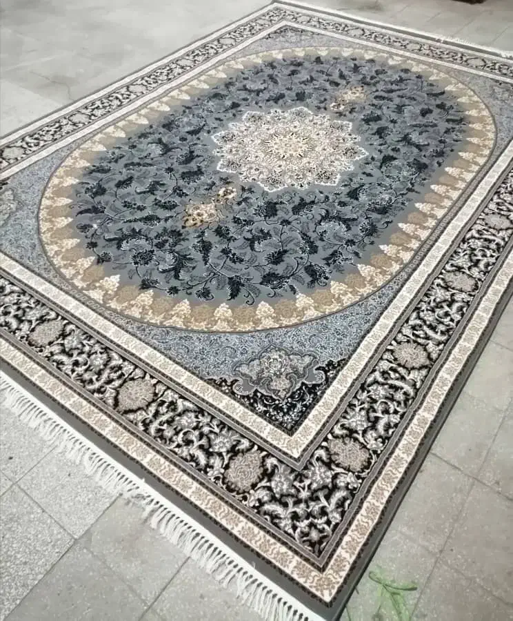 قالی|فرش|شیراز, کوشک میدان|دیوار