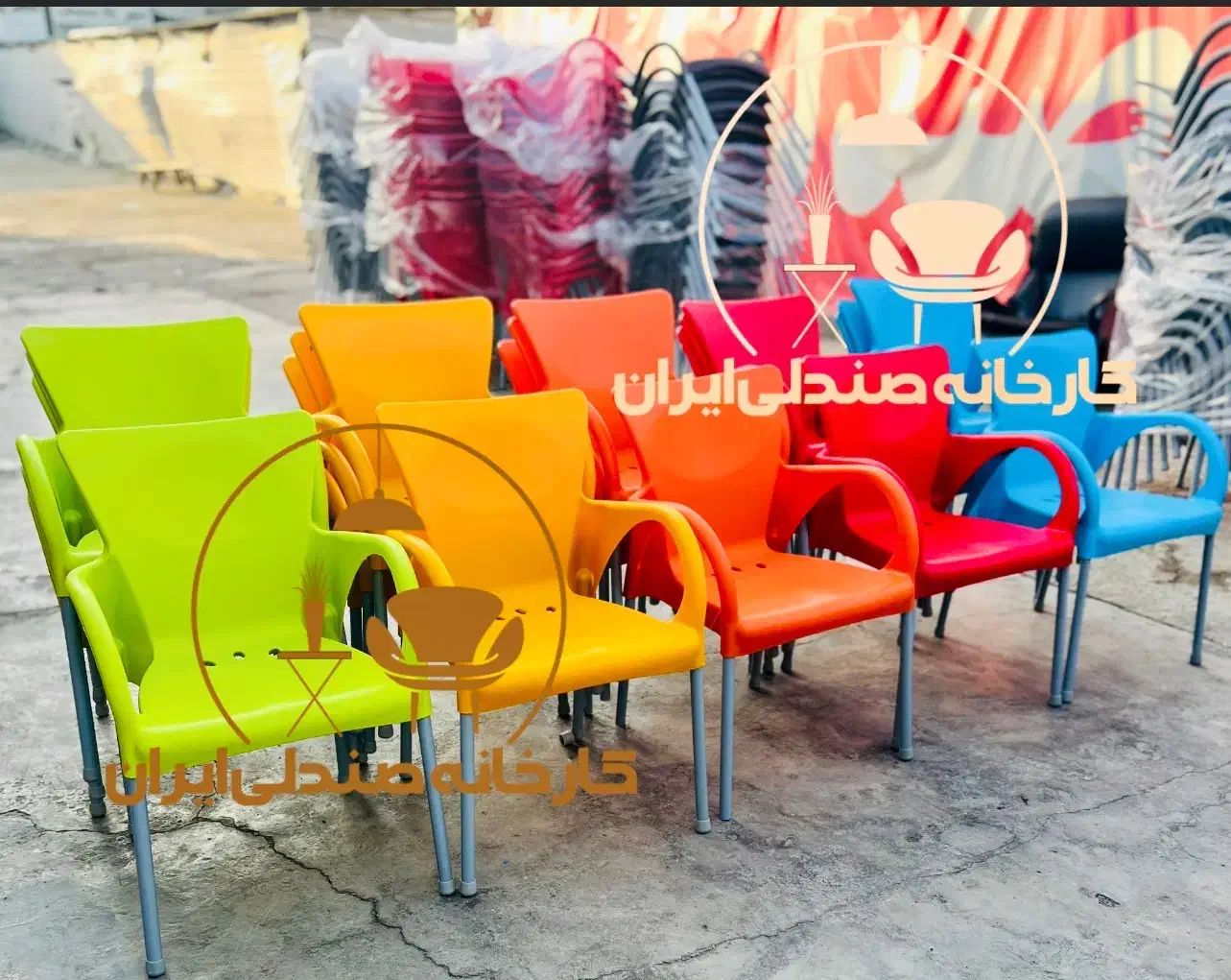 صندلی پلاستیکی طرح همت|میز و صندلی غذاخوری|تهران, میدان ولیعصر|دیوار