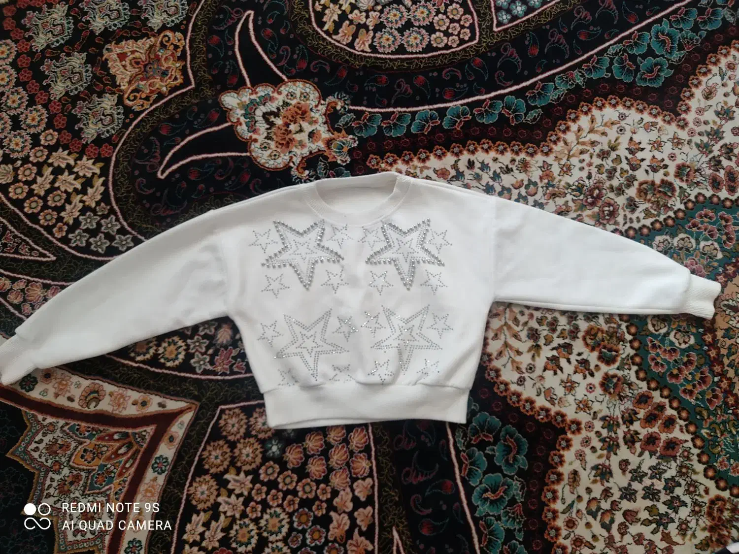 چند دست لباس نو|کفش و لباس بچه|بروجرد, |دیوار