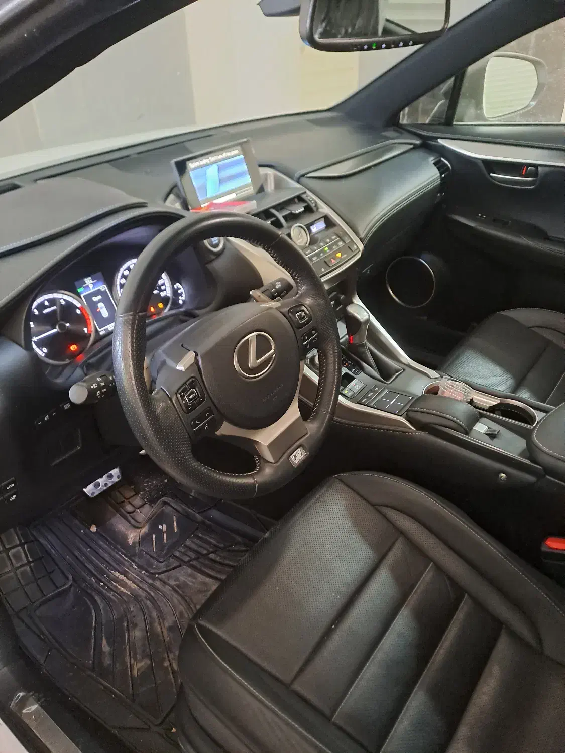 nx200|خودرو سواری و وانت|تهران, مرزداران|دیوار