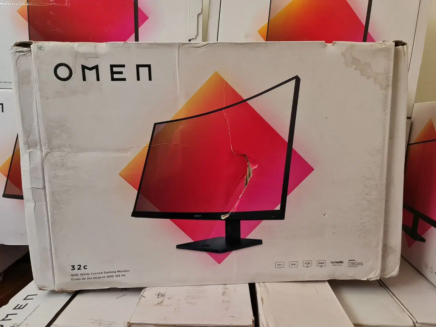 مانیتور حرفه ای و محدب مخصوص گیم HP OMEN 32C 165Hz|قطعات و لوازم جانبی رایانه|تهران, آرژانتین|دیوار