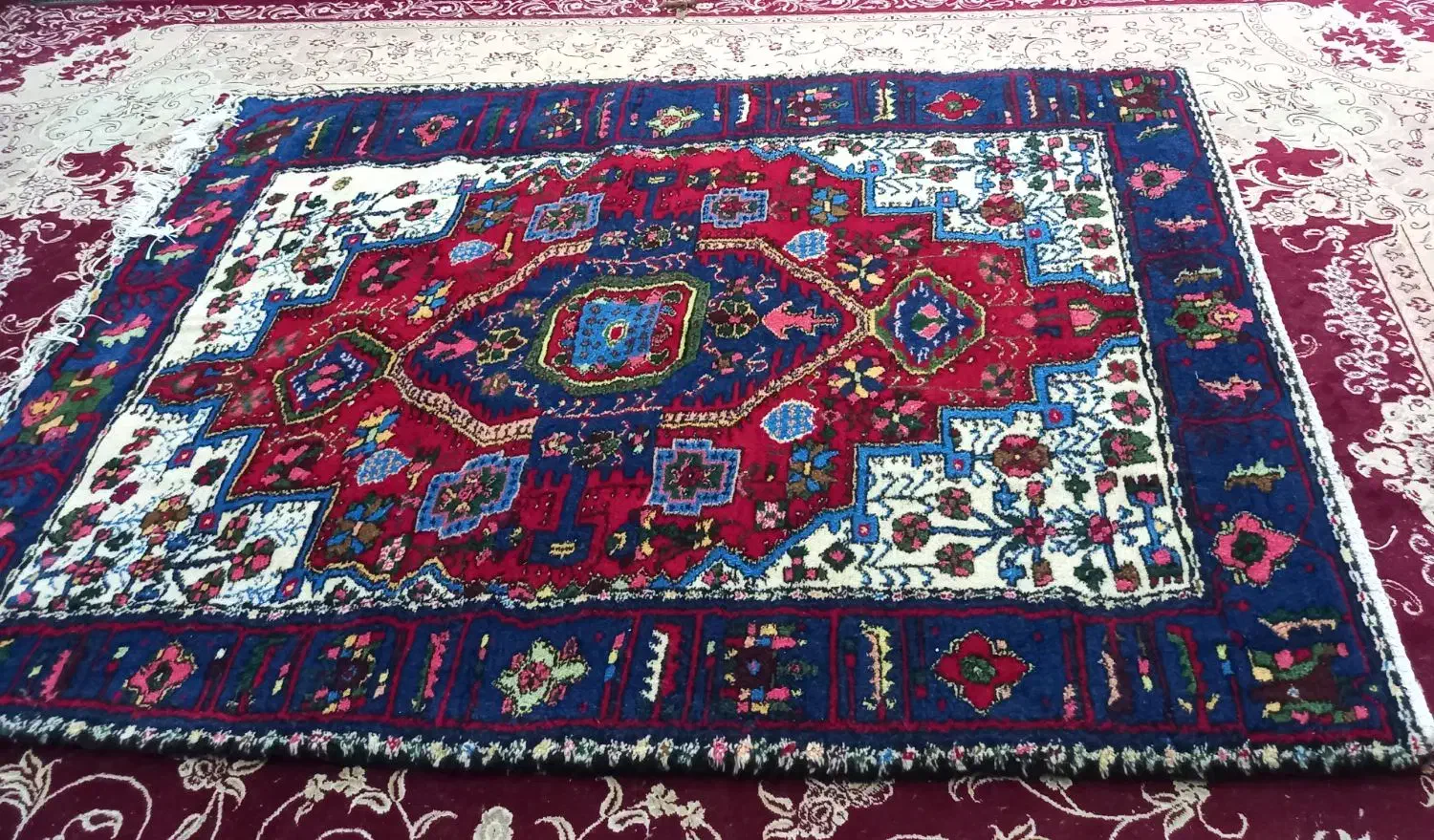 فرش دستباف نو|فرش|بروجرد, |دیوار