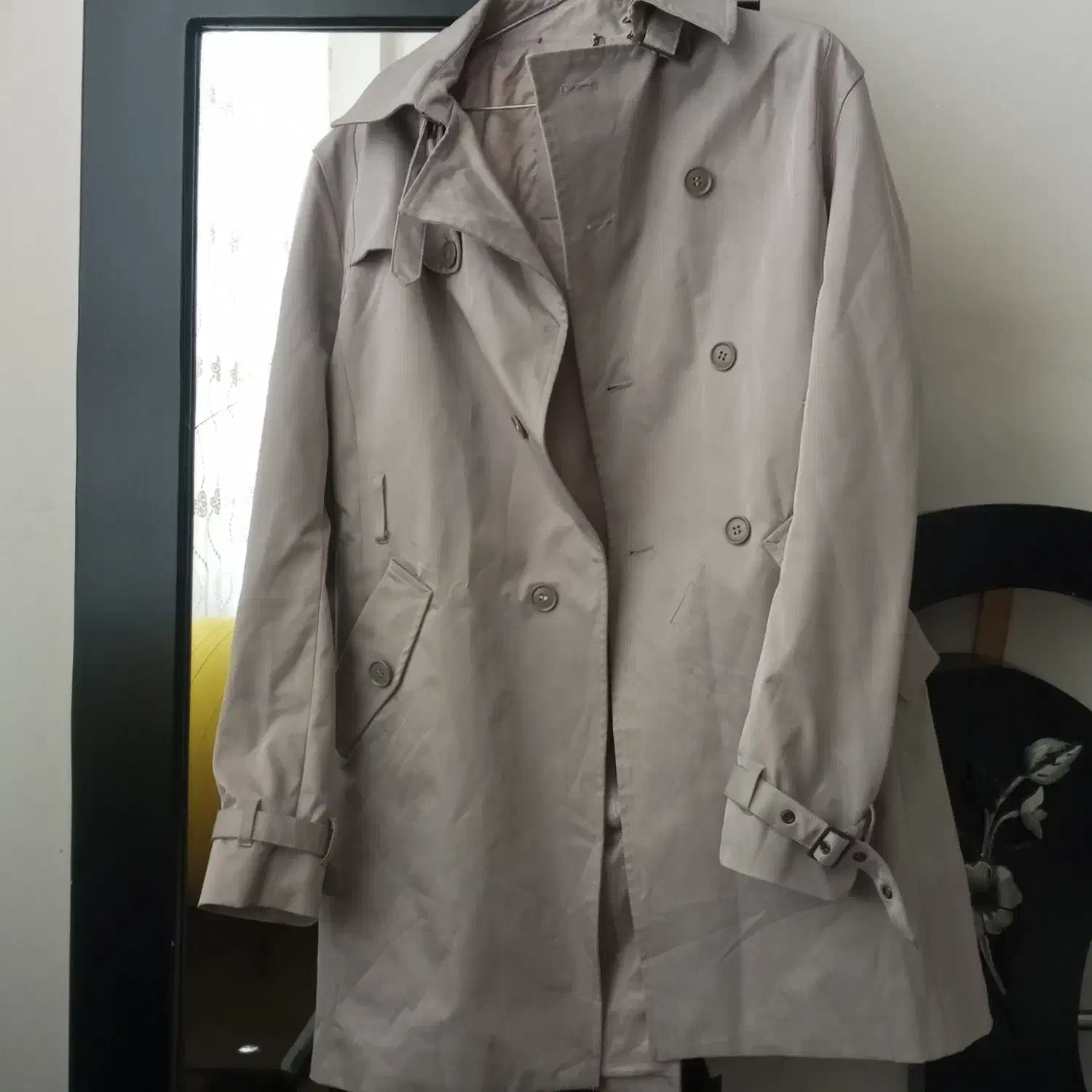 پالتو|لباس|مشهد, حجت|دیوار