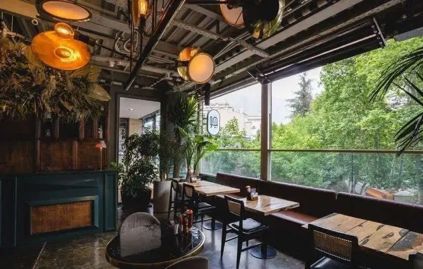 پیتزا زن|استخدام خدمات فروشگاه و رستوران|تهران, زعفرانیه|دیوار