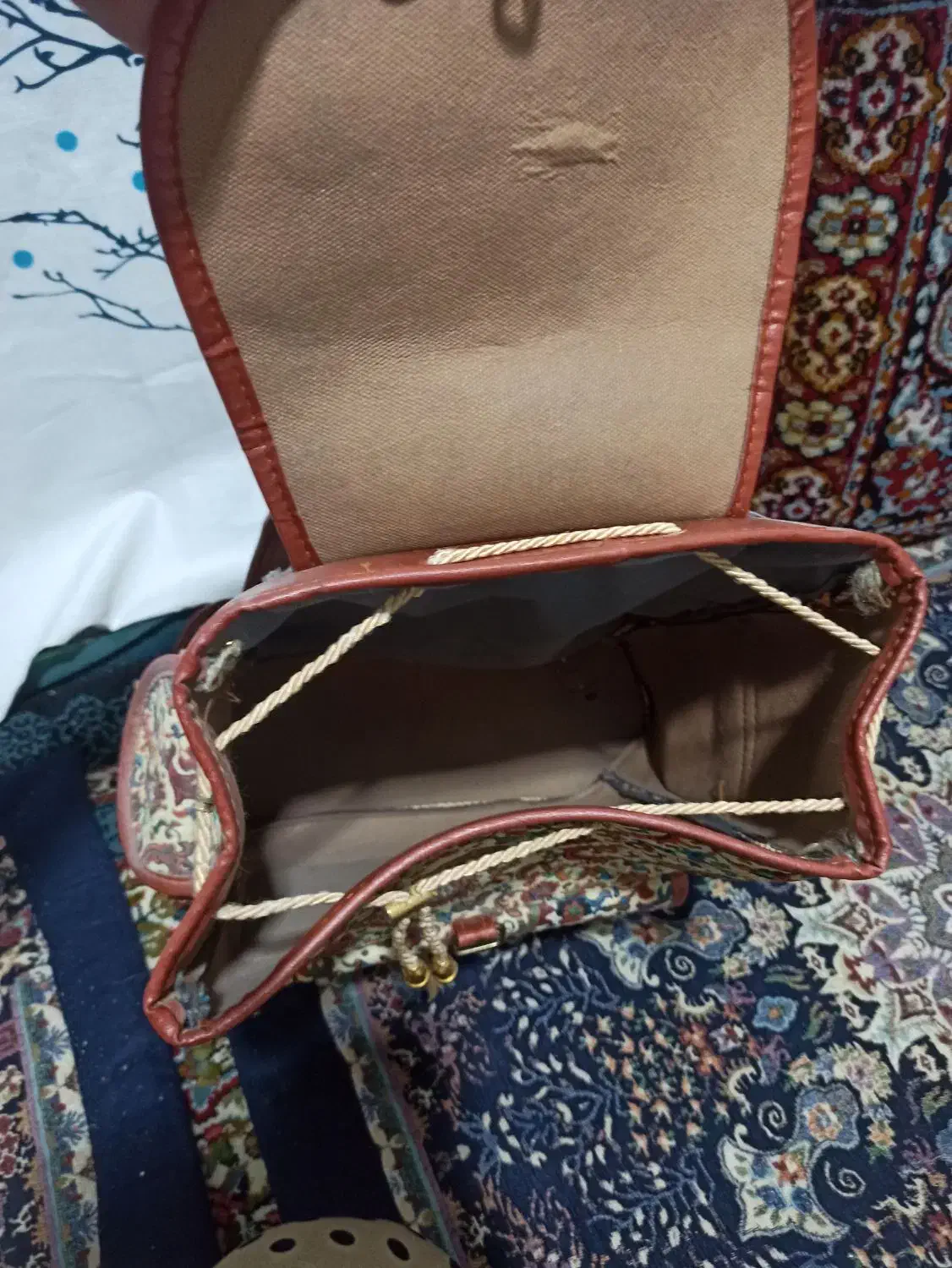 کیف سنتی|کیف، کفش، کمربند|کرمان, |دیوار