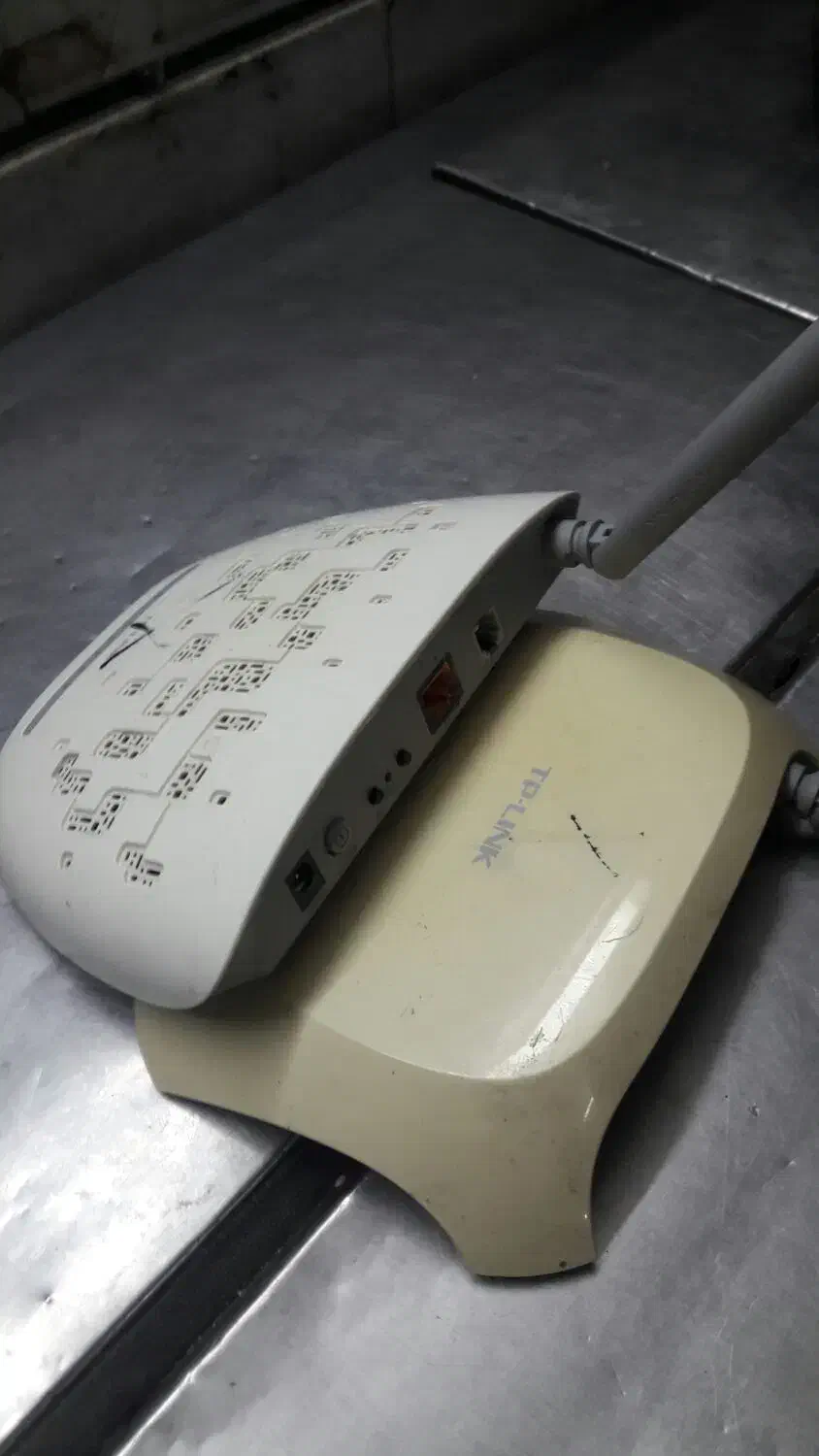 دوتا مودم|مودم و تجهیزات شبکه|خمینیشهر, |دیوار