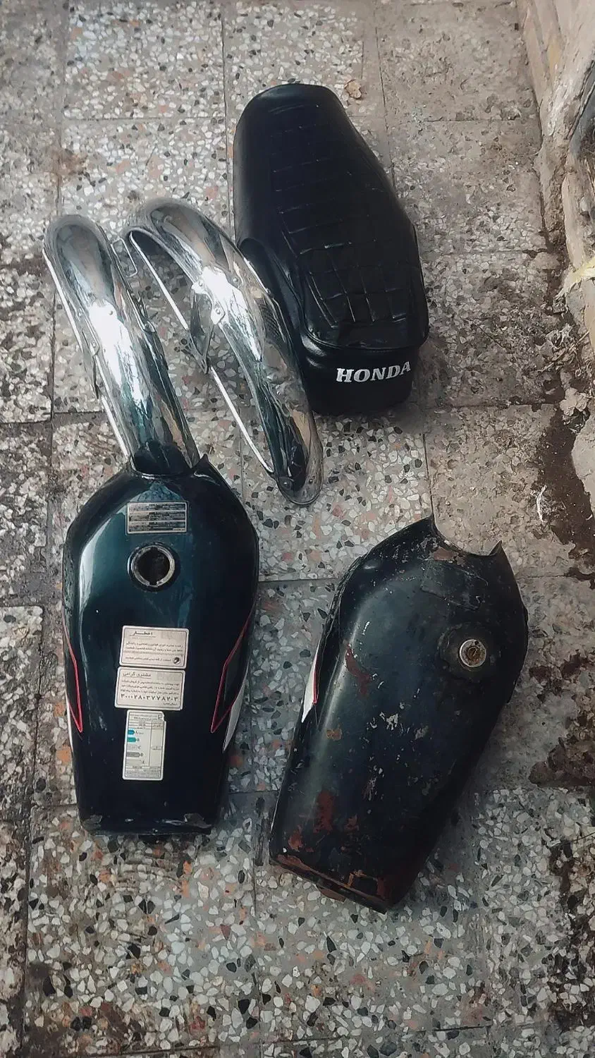 وسایل موتور باک زین گلگیر|قطعات یدکی و لوازم جانبی|رفسنجان, |دیوار