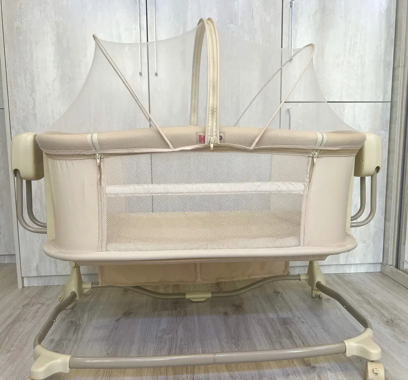 گهواره نوزاد|تخت و صندلی بچه|اردبیل, |دیوار