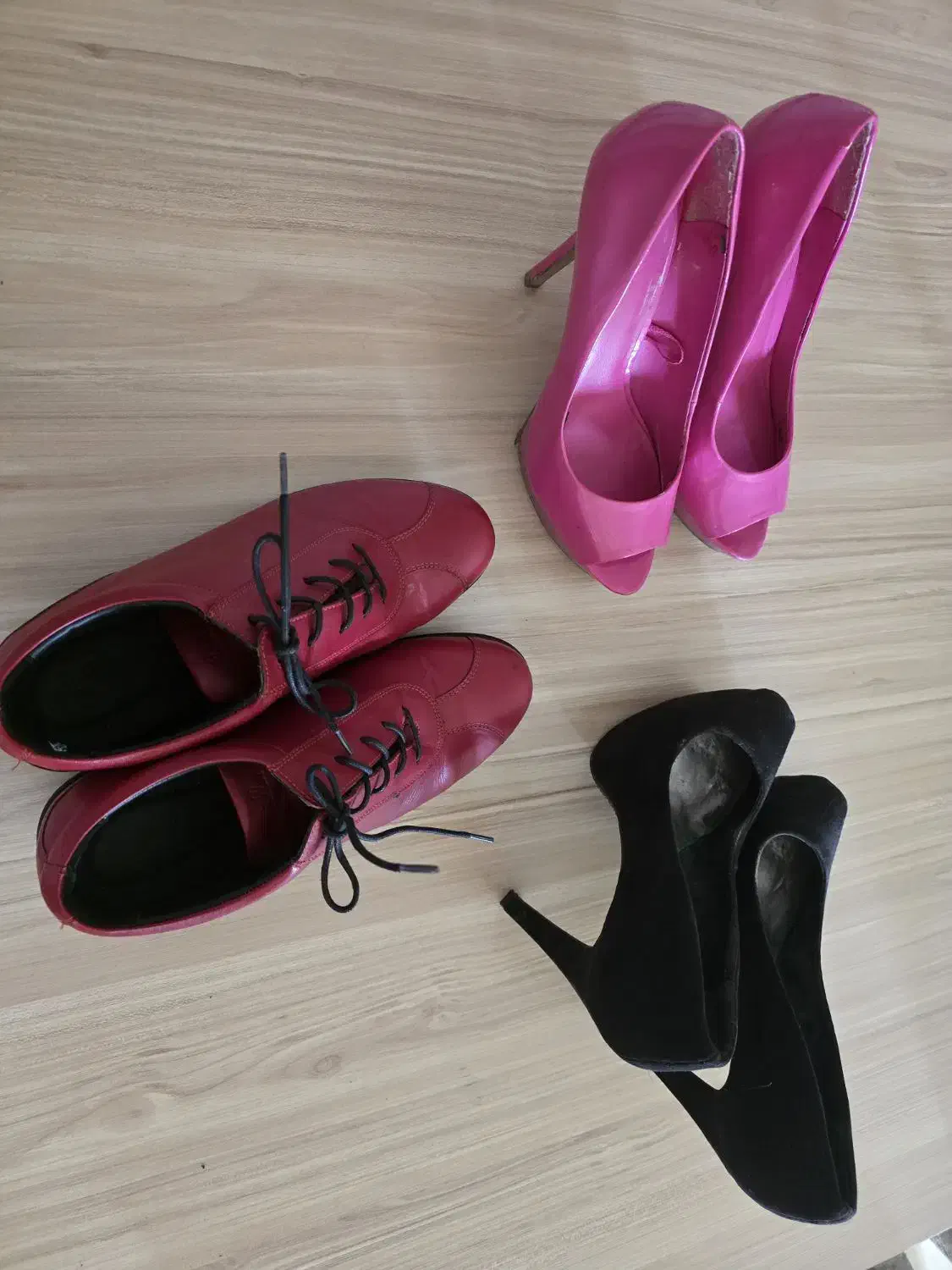 چند عدد کفش مهمانی|کیف، کفش، کمربند|شیراز, دکتر حسابی|دیوار