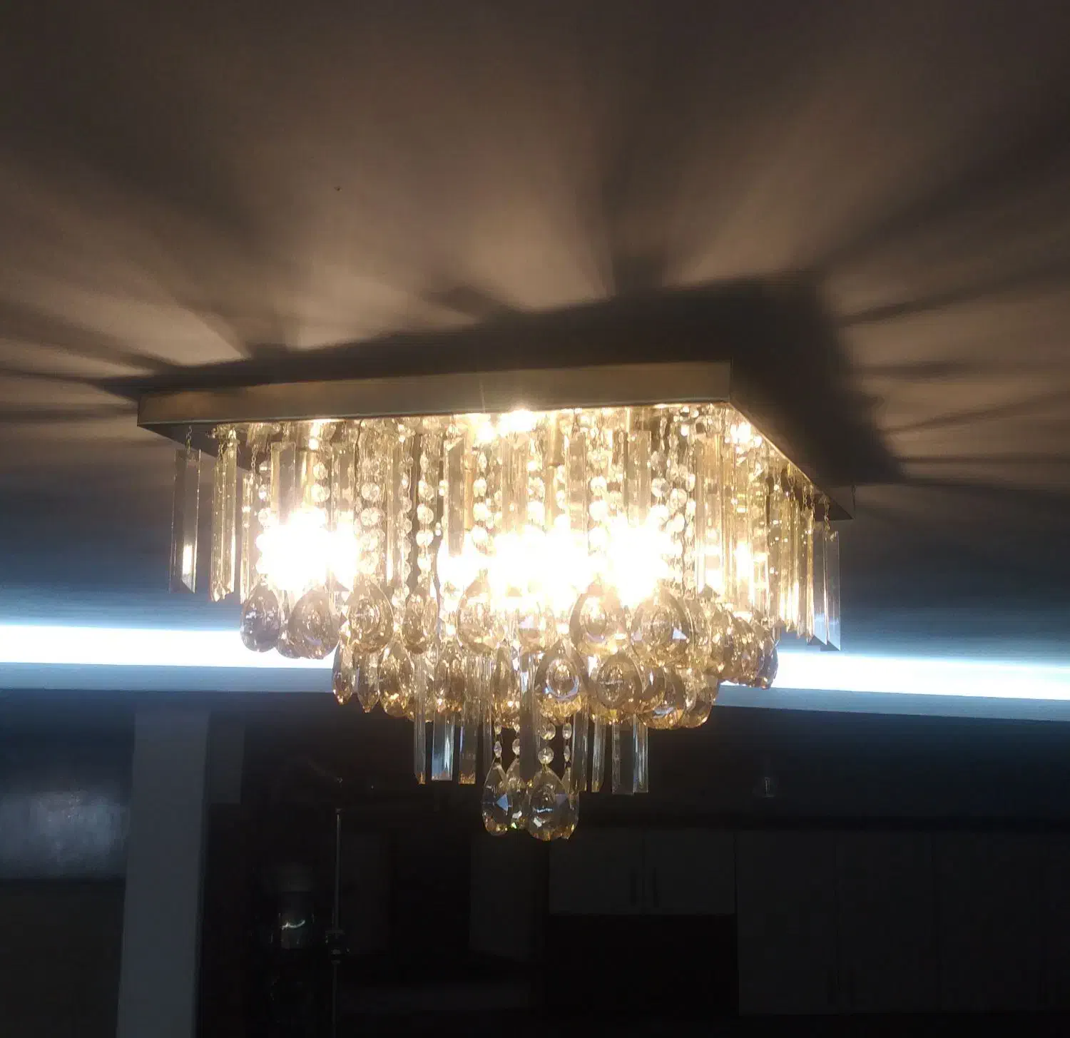 لوستر ۵۰در۵۰|لوستر و چراغ آویز|مشهد, صداقیه|دیوار