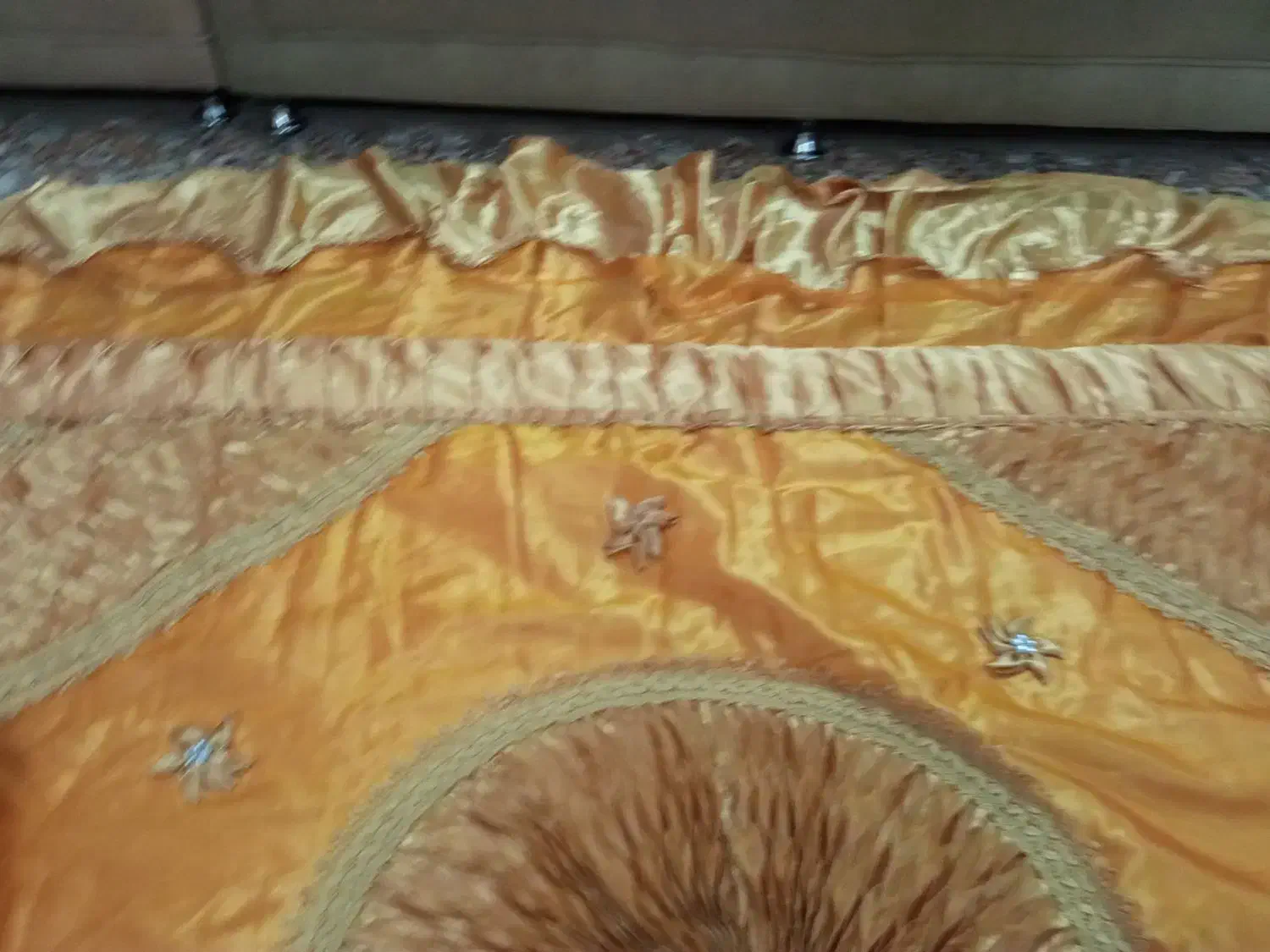 روتختی ساتن|سرویس روتختی|گلبهار, شهر جدید گلبهار|دیوار