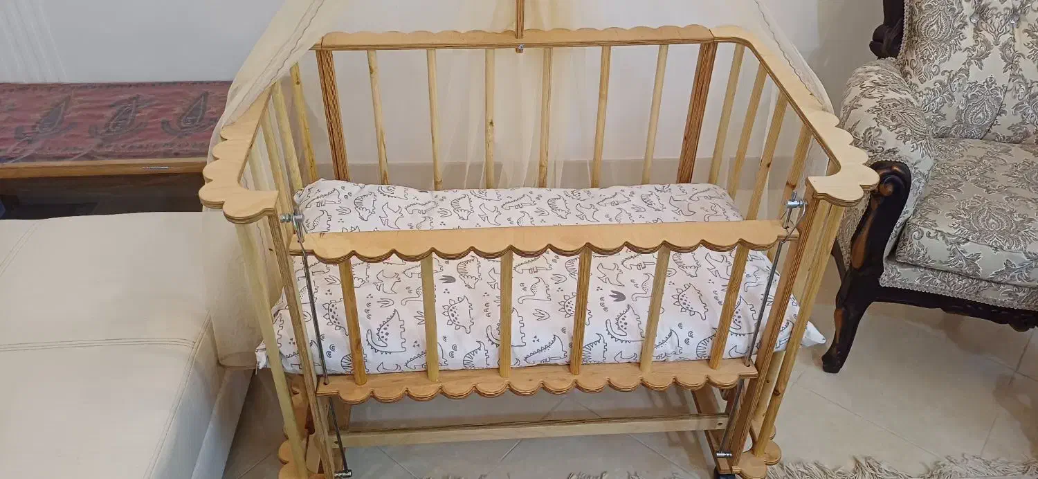 گهواره نوزاد تا دو سالگی|تخت و صندلی بچه|سیرجان, |دیوار
