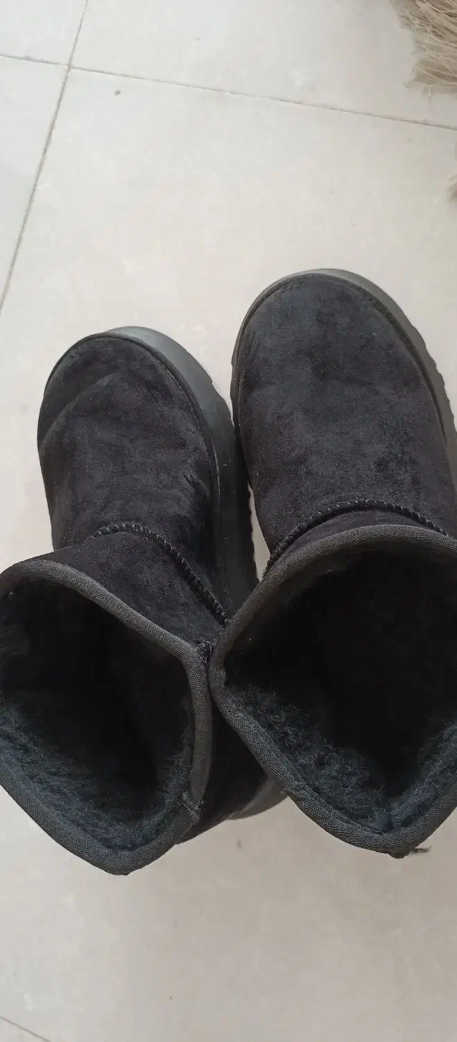 نیم بوت زنانه آگ سایز 40 قالب بزرگ|کیف، کفش، کمربند|الوند, |دیوار