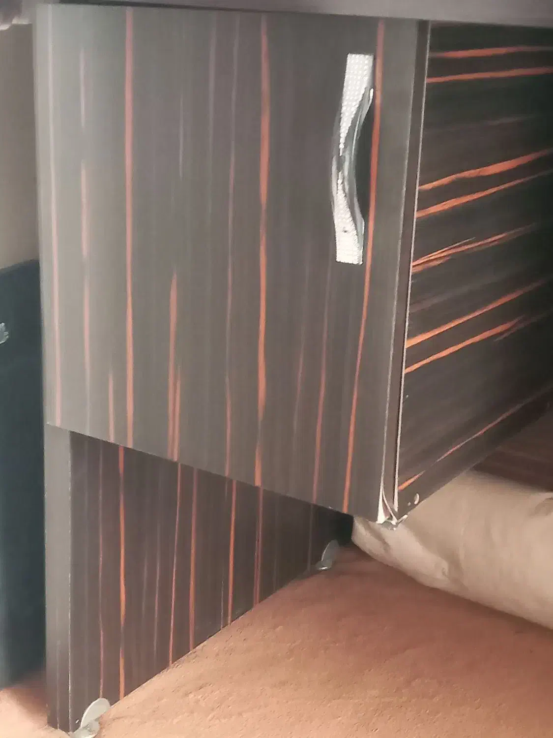 میز ریاست|دفتر کار|خوی, |دیوار