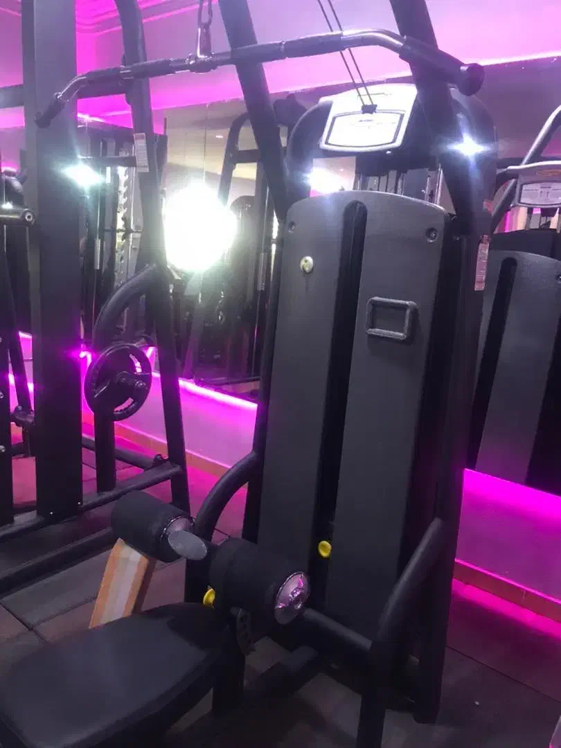 فروش فوری باشگاه اختصاصی بدنسازی بانوان هیرا|فروش مغازه و غرفه|گرگان, |دیوار