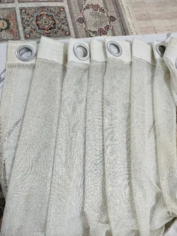 پرده پانچ توری رنگ شیری ملایم|پرده، رانر، رومیزی|رشت, شهرک صبا|دیوار