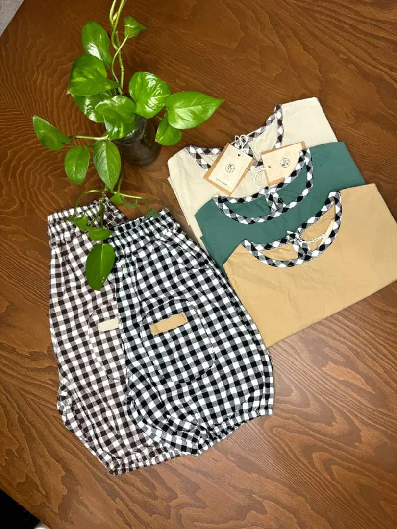 مقداری لباس بچه گانه همه مارک خارجی|کفش و لباس بچه|شیراز, میانرود|دیوار