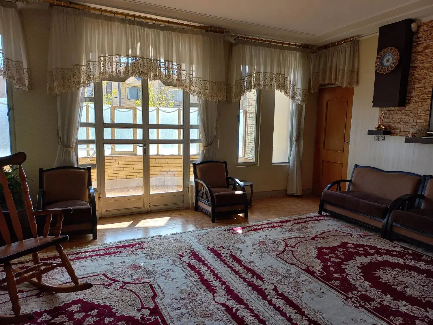 طبقه دوم ساختمان دو طبقه|فروش آپارتمان|شهرضا, |دیوار