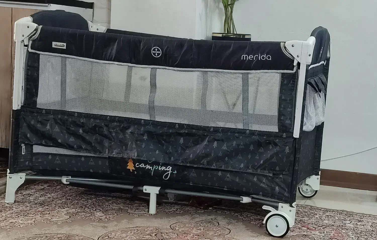 تخت کودک|تخت و صندلی بچه|پیشوا, |دیوار