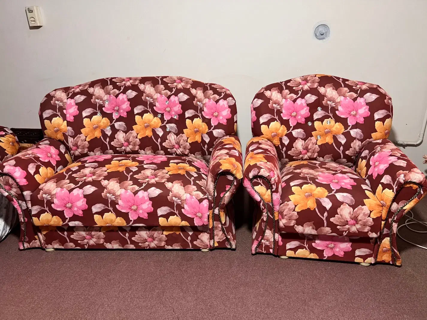 مبل|مبلمان خانگی و میز عسلی|ساری, |دیوار