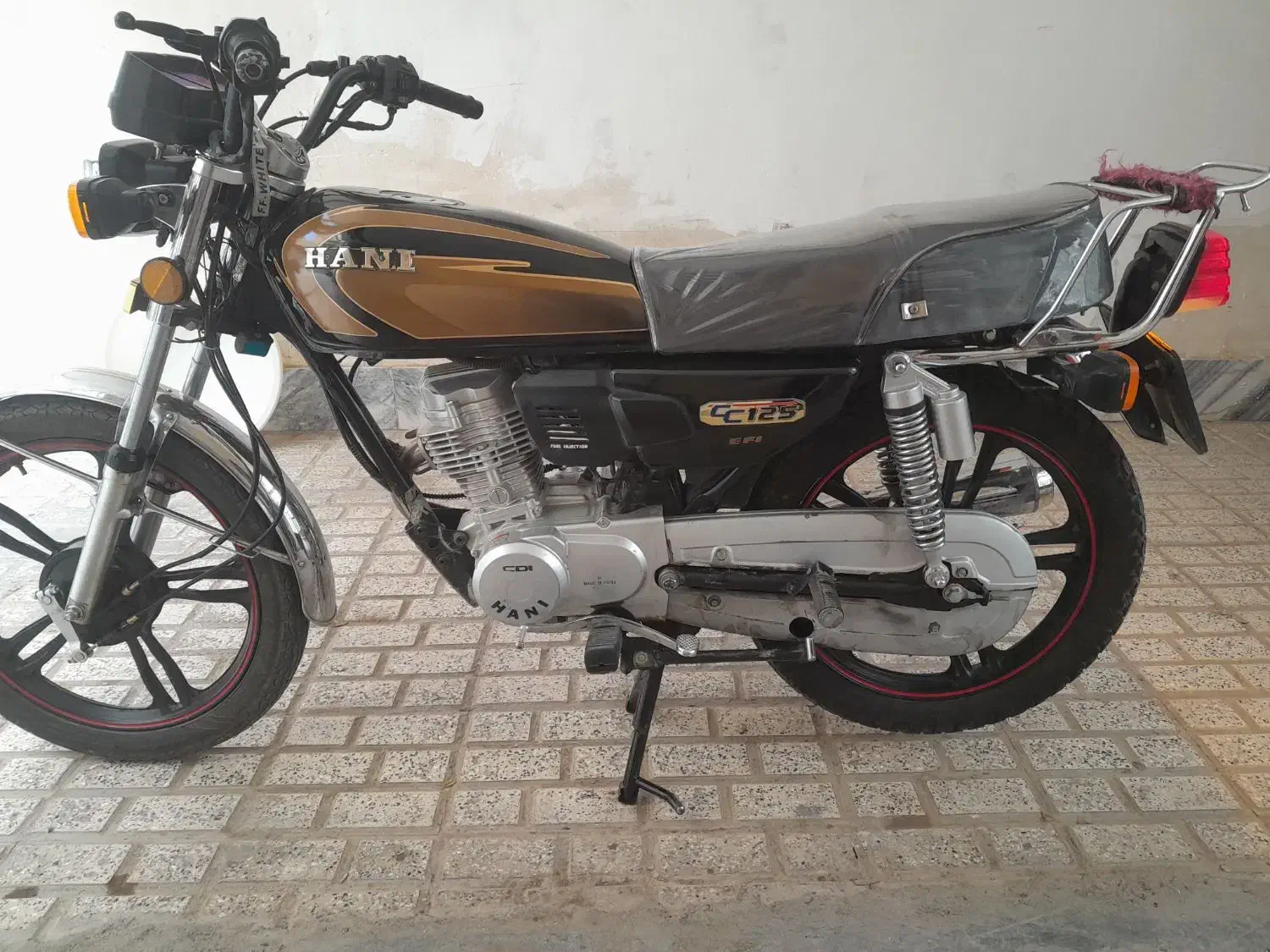 هوندا ۱۲۵ هانی|موتورسیکلت|مشهد, گاز|دیوار