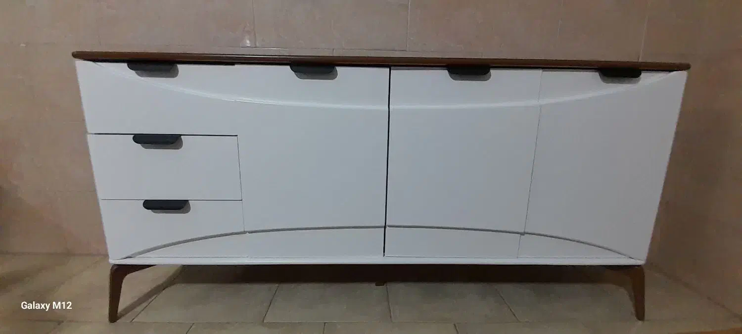 ست کنسول آینه .میز تلویزیون.جلومبلی عسلی|مبلمان خانگی و میز عسلی|چهاردانگه (تهران), |دیوار