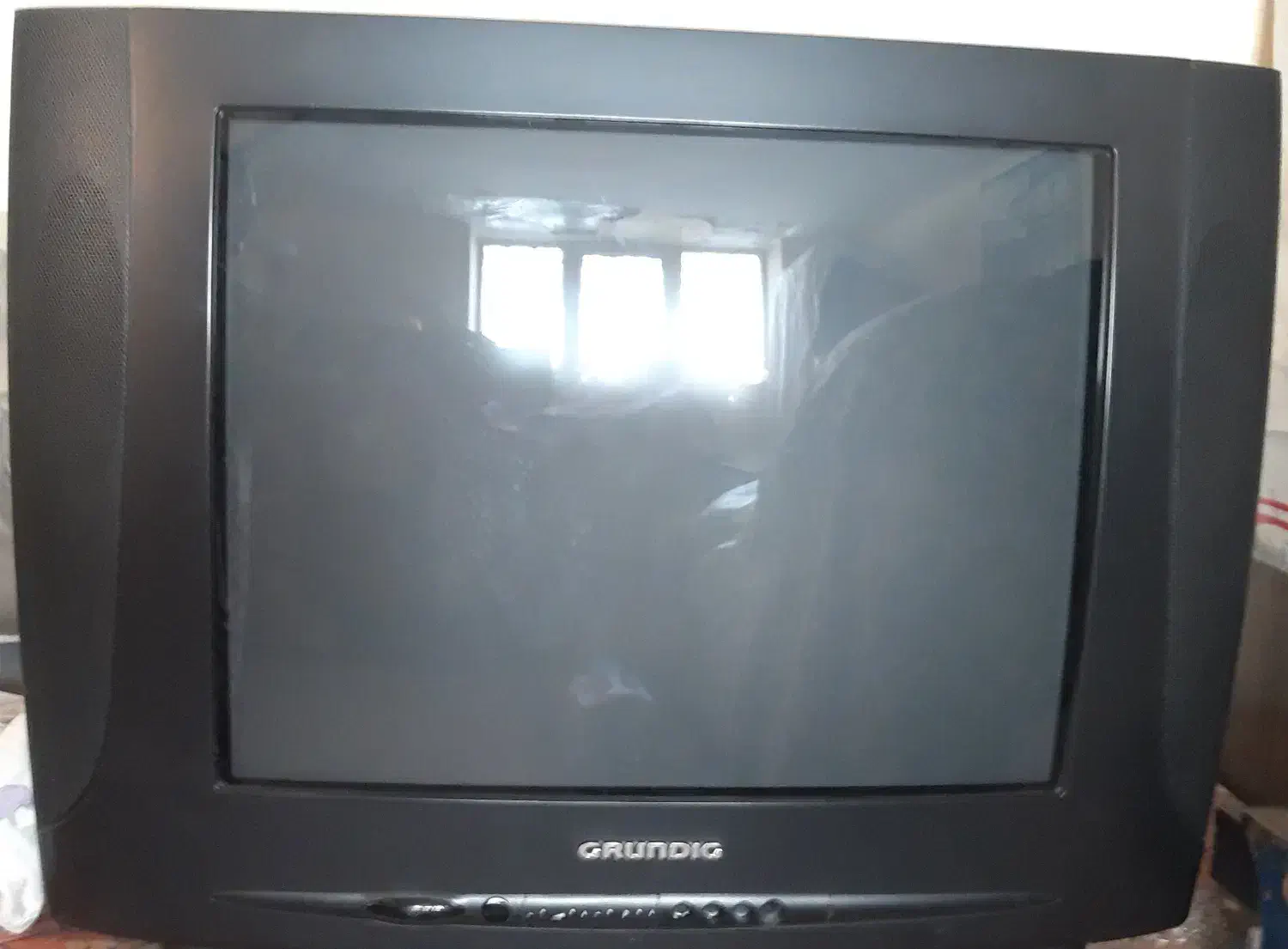 تلویزیون رنگی گراندیگ ۲۴ اینچ ژاپنی|تلویزیون و پروژکتور|کرمانشاه, |دیوار