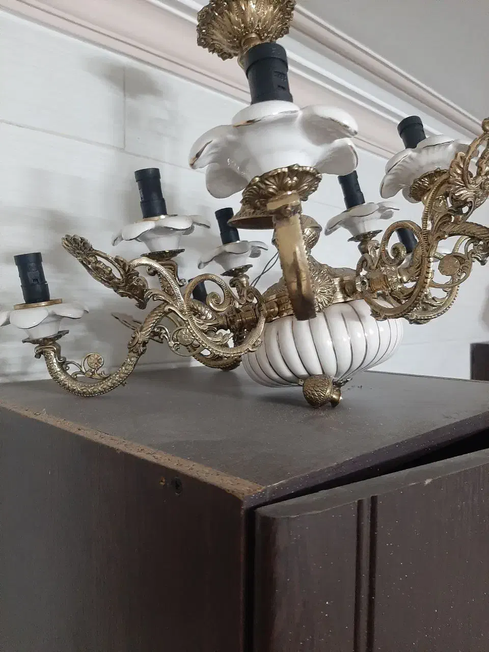 لوستر|لوستر و چراغ آویز|یزد, |دیوار