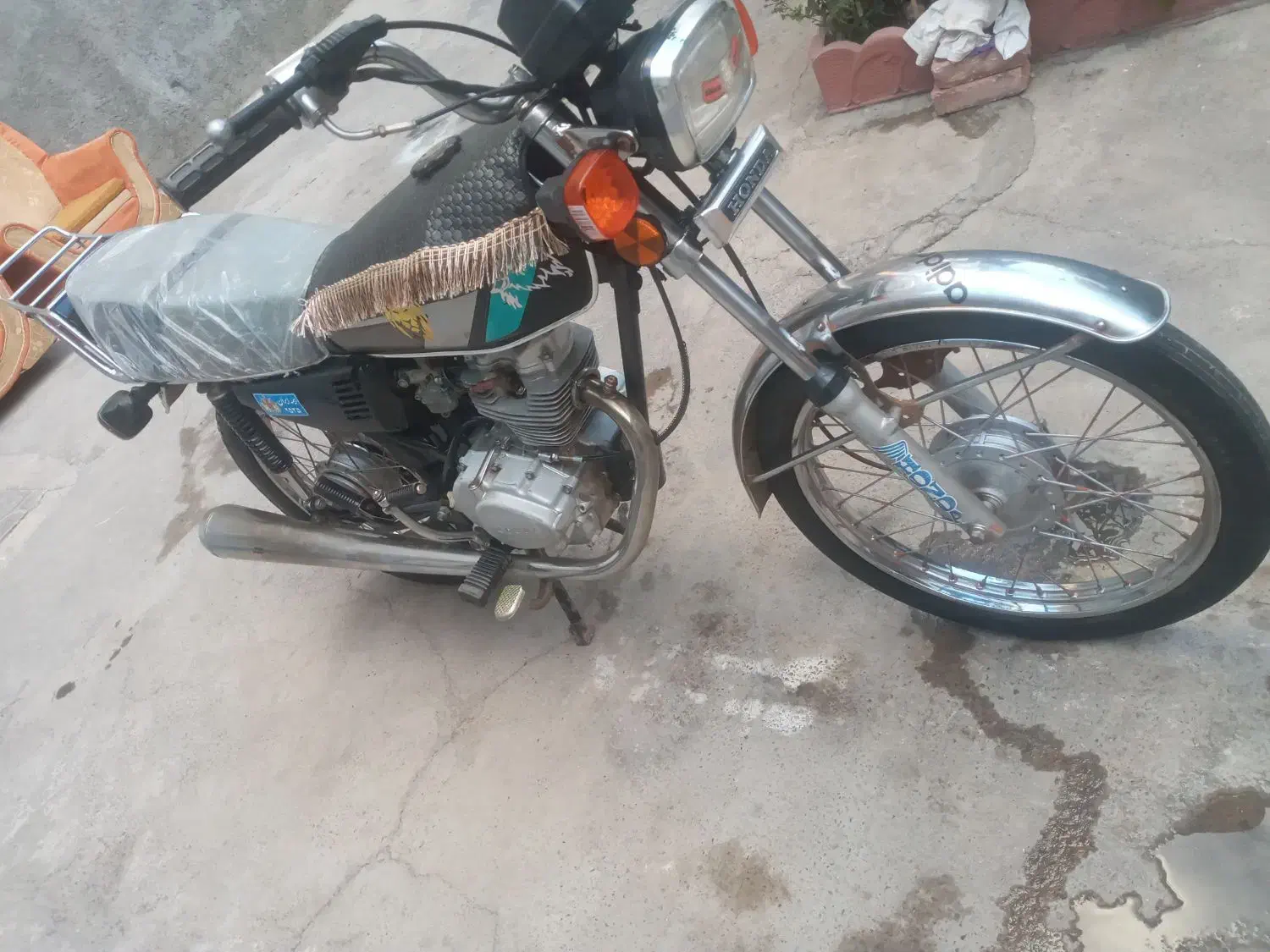 مدل۹۳تازه تعمیر|موتورسیکلت|خوی, |دیوار