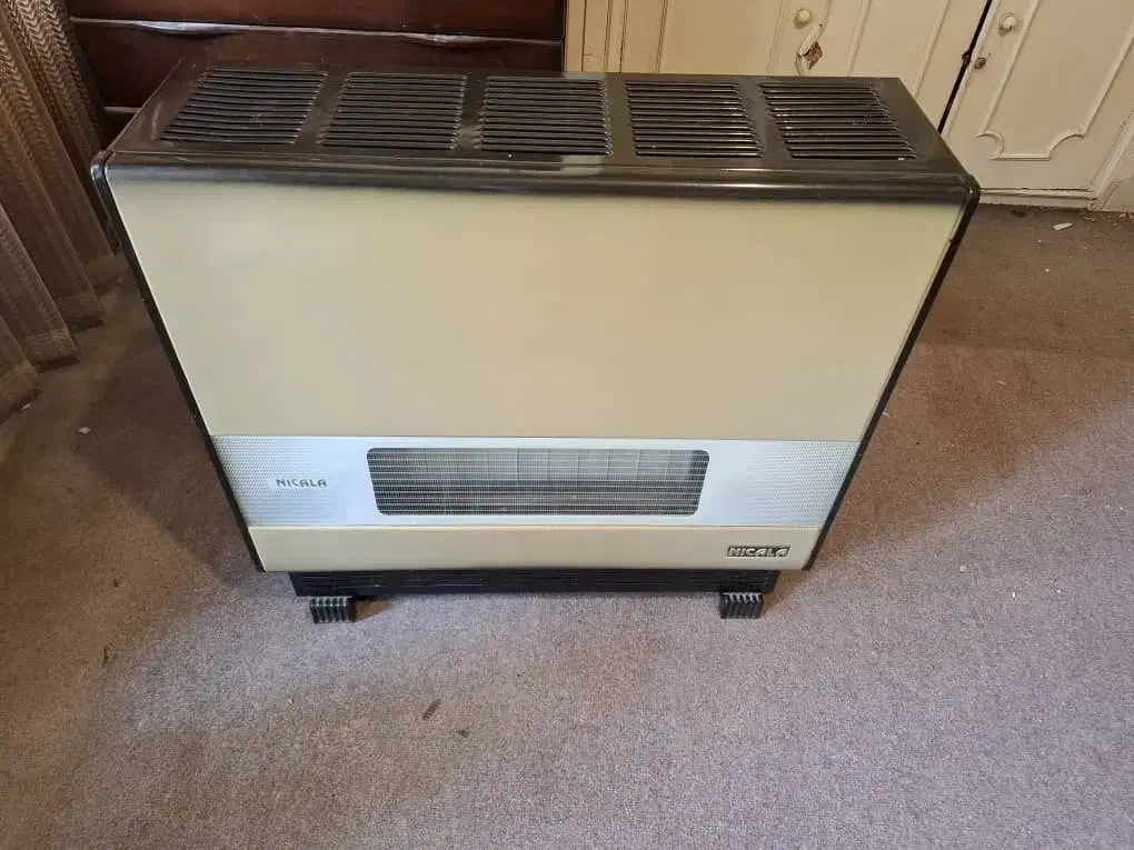 تعدادی وسایل منزل کاملا سالم درحدنو|بخاری، هیتر، شومینه|شاهین‌شهر, عطار|دیوار