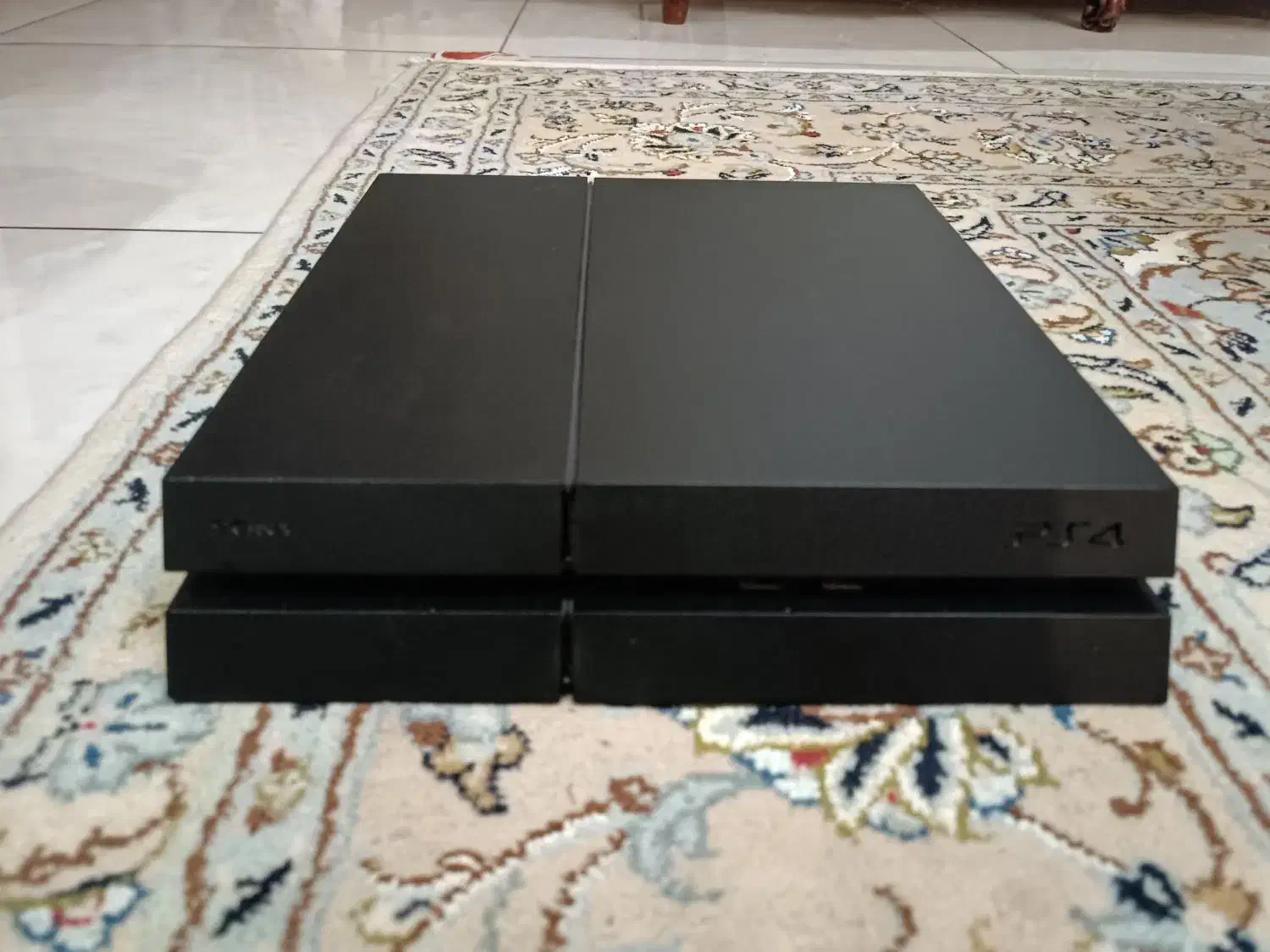 یک دستگاه پلی استیشن چهار تمیز و سالم حافظه 1 tb|کنسول، بازی ویدئویی و آنلاین|تهران, مجیدآباد|دیوار