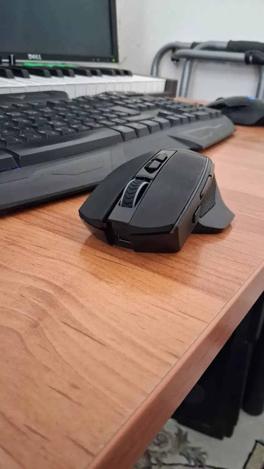 موس بی سیم گیمینگ رداگون مدل AXE M814 PRO RGB|قطعات و لوازم جانبی رایانه|قم, چهل درخت‎|دیوار