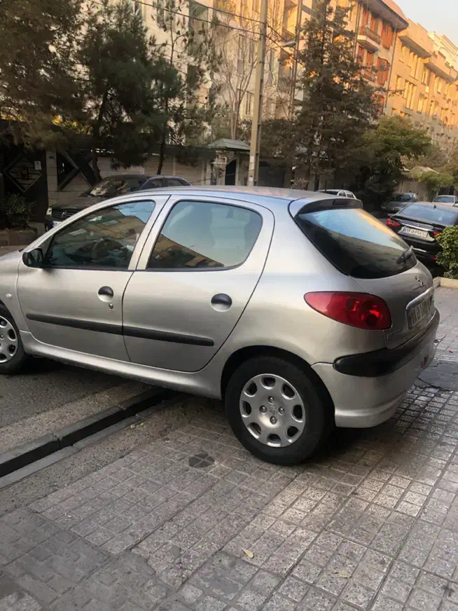 پژو ۲۰۶ تیپ ۶ اتومات|خودرو سواری و وانت|تهران, آسمان|دیوار