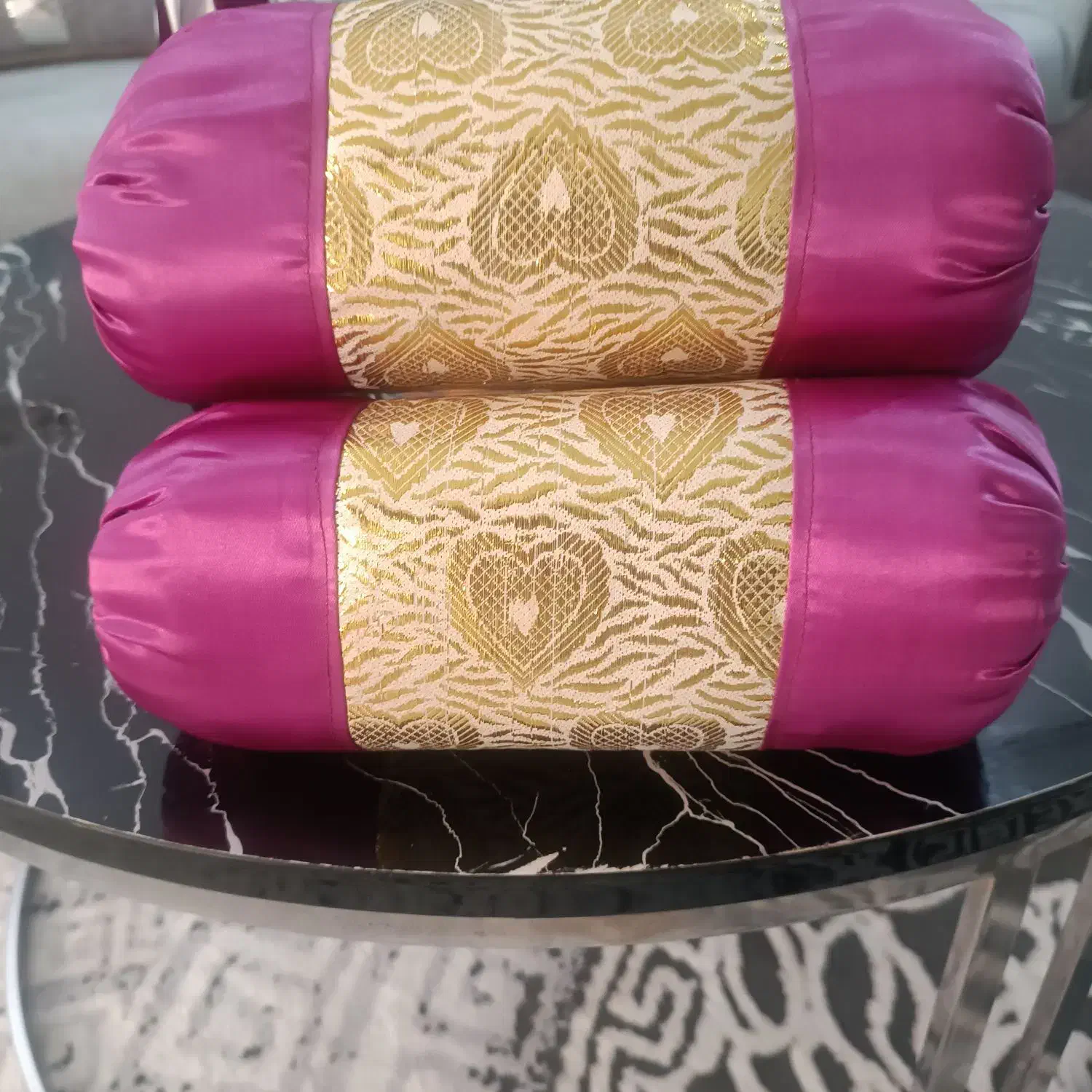 پشتی کوچک تزئینی|پشتی|اهواز, کوی جانبازان(دانش)|دیوار