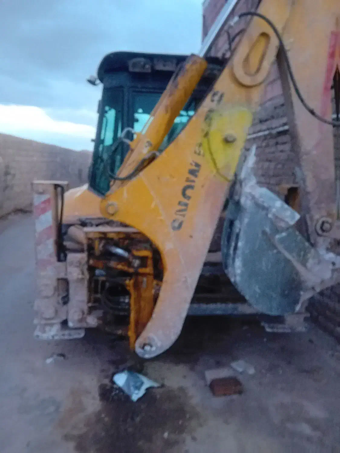 بیل بهکو لودر خاور کمپرسی ....|خدمات حمل و نقل|کرمان, |دیوار