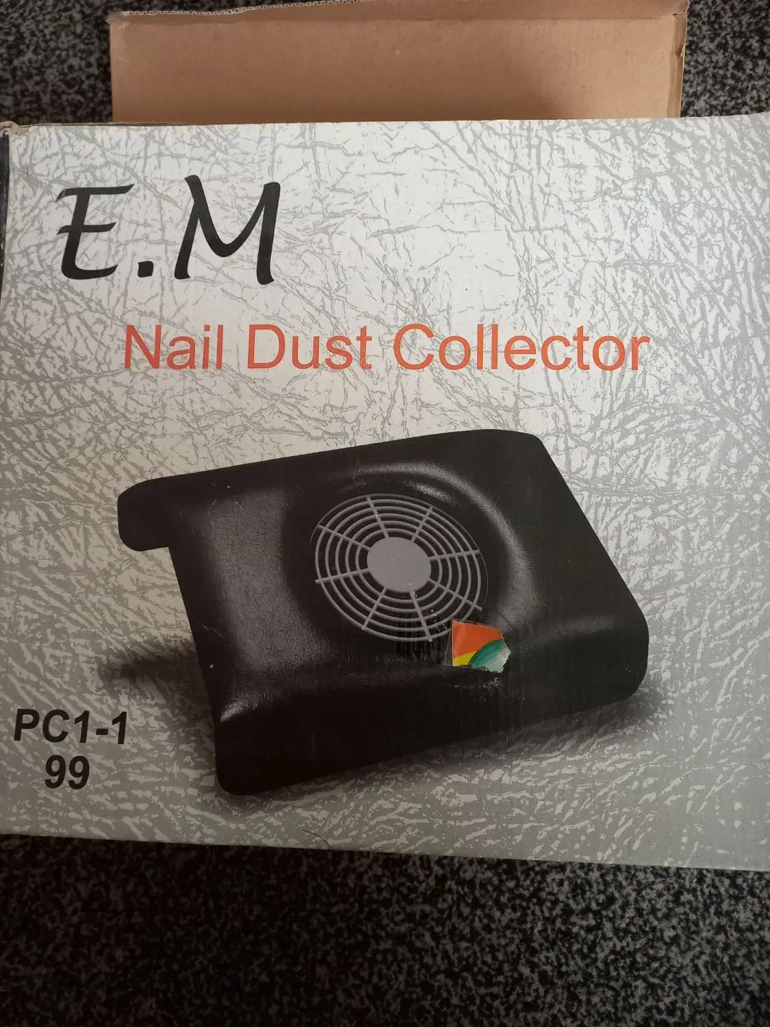 فروش وسایل ناخن|آرایشگاه و سالنهای زیبایی|شیراز, دینکان|دیوار