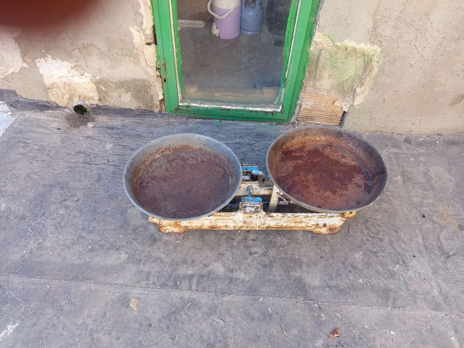 ترازو|فروشگاه و مغازه|همدان, |دیوار