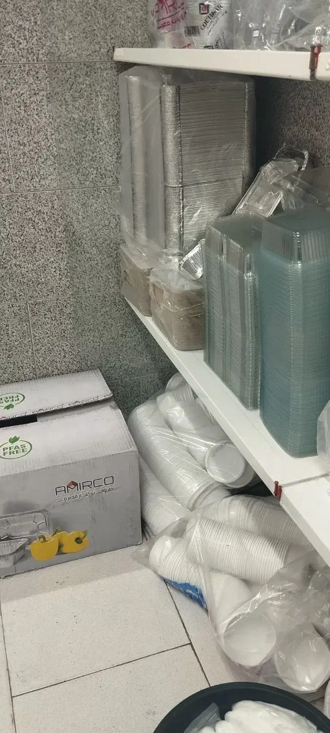 فروش فوری انواع ظروف یکبار مصرف ، سفره و لیوان|ظروف نگهدارنده، پلاستیکی، یک‌بارمصرف|قرچک, مهدیه|دیوار