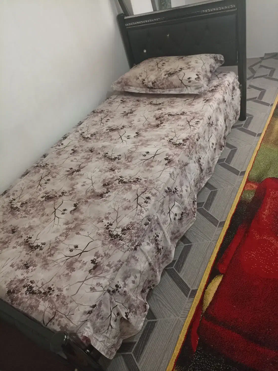 تخت|تخت و سرویس خواب|لوندویل, |دیوار