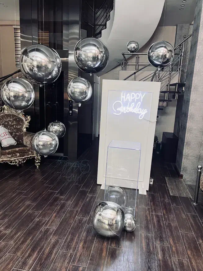 بادکنک|اسباببازی|کرج, باغستان|دیوار