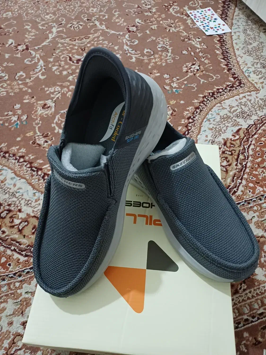 اسکیچرز ویتنام سایز42|کیف، کفش، کمربند|پیشوا, |دیوار