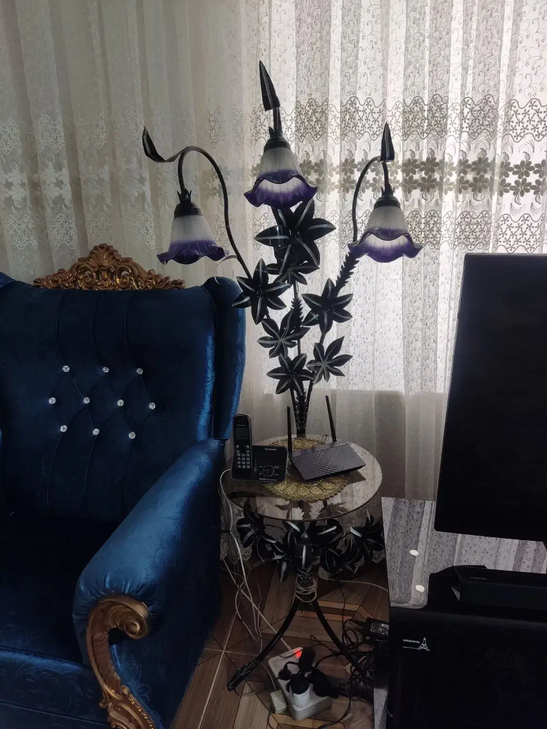 اباژور سالم ولی بدون لامپ|چراغ خواب و آباژور|بروجرد, |دیوار