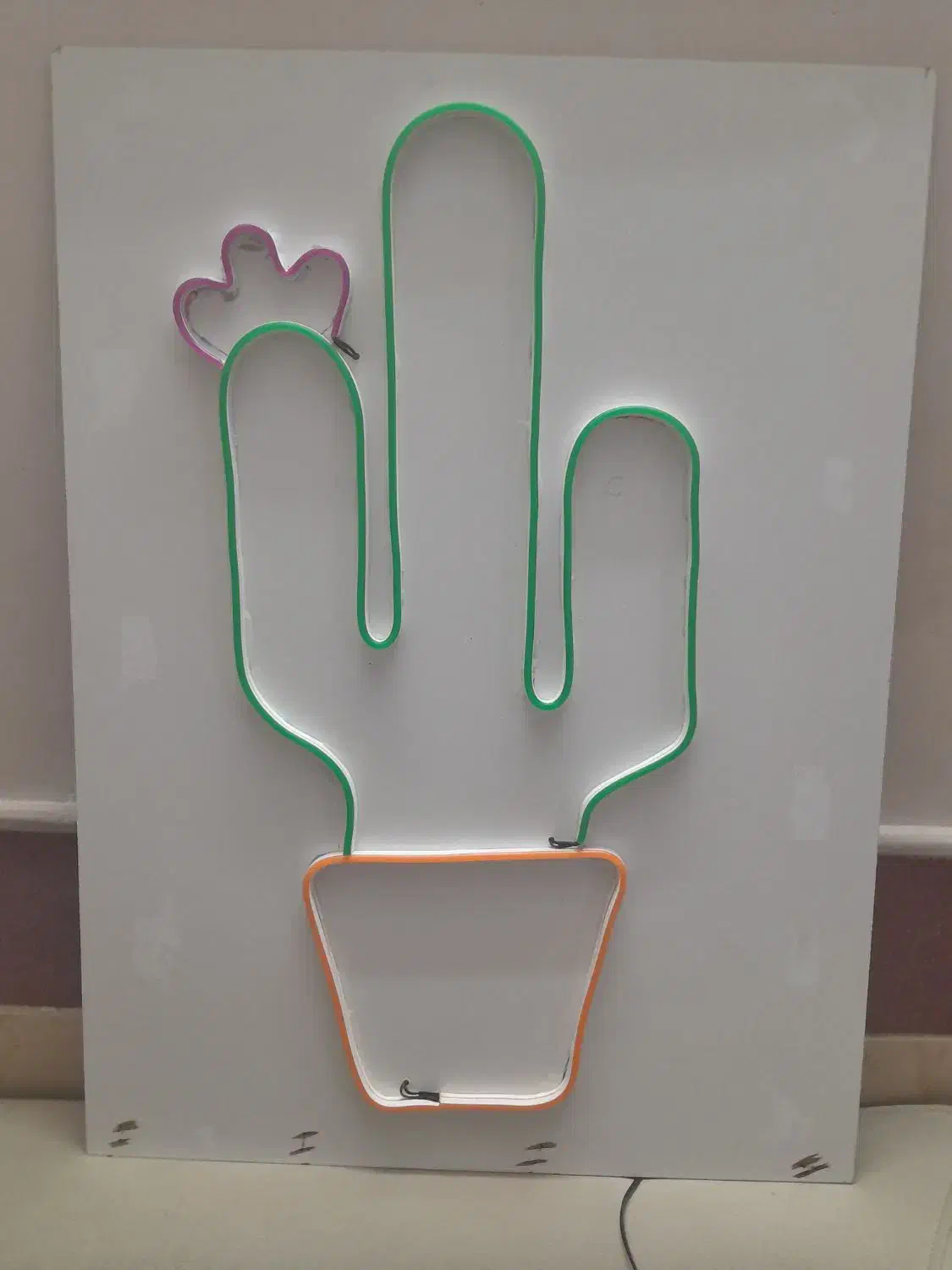 نئون فلکس|ریسه و چراغ تزئینی|قم, منبع آب|دیوار