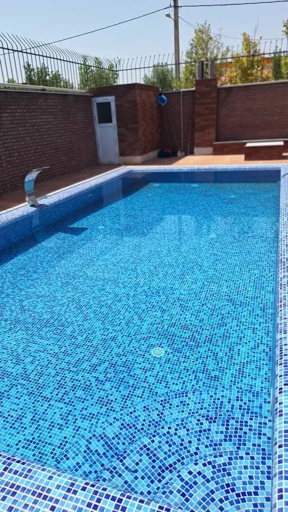 نگهداری استخر جکوزی سرپوشیده روباز|خدمات پیشه و مهارت|تهران, قلهک|دیوار