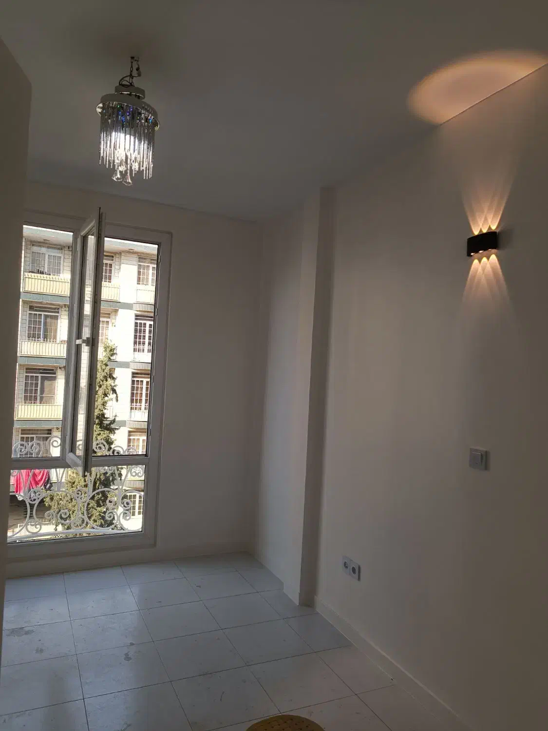 ۵۰متر۱خوابه/ط۳خ نیروی هوایی،خ بهشتی/انباری/پارکینگ